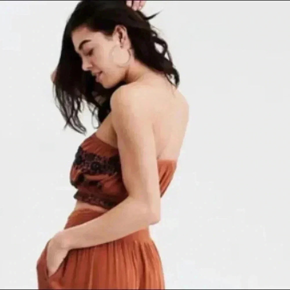 🆕 AE Rust Embroidered Crop Top XL🆕 - Picture 2 of 11